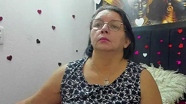 Evaaross 2345 online show from 20, 5, 2026