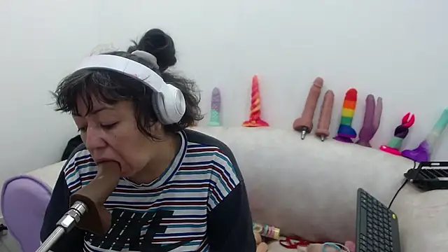 Snapshot of Drool_Sucker chatting on 1, 3, 2026 Drool Sucker online show from 1, 3, 2026