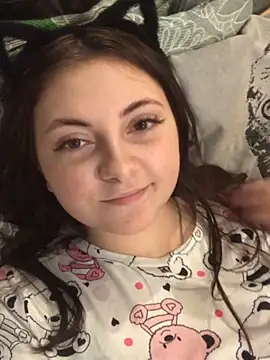 Snapshot of fairy365 chatting on 5, 1, 2025 fairy365 online show from 5, 1, 2025