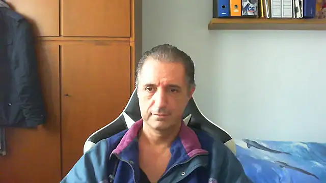 Snapshot of lliuk70mi chatting on 30, 1, 2025 lliuk70mi online show from 30, 1, 2025