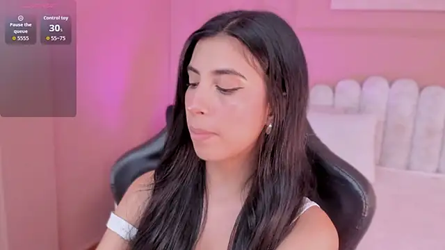 Snapshot of zia_cooper chatting on 24, 2, 2026 zia cooper online show from 24, 2, 2026