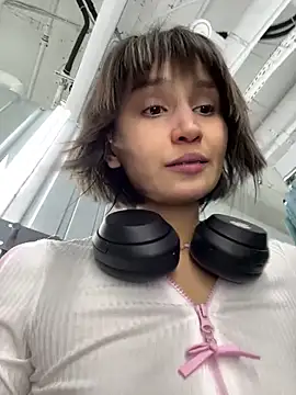 bigbabykiki online show from 21, 2, 2025