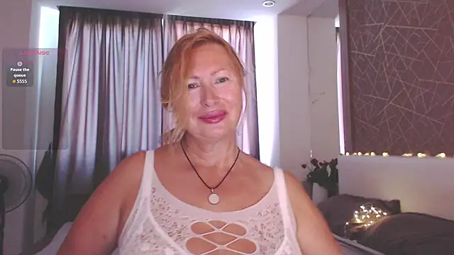  Monika sun  online show from 3, 5, 2026