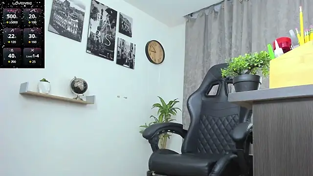 Snapshot of SophieBaker__ chatting on 6, 2, 2026 SophieBaker online show from 6, 2, 2026