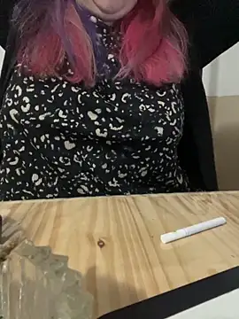 Snapshot of Popinasq chatting on 11, 9, 2025 Popinasq online show from 11, 9, 2025