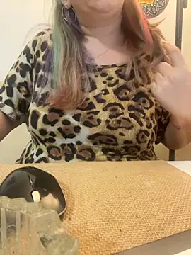 Snapshot of Popinasq chatting on 21, 9, 2025 Popinasq online show from 21, 9, 2025