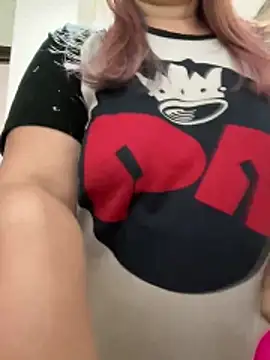 Snapshot of Popinasq chatting on 29, 11, 2025 Popinasq online show from 29, 11, 2025