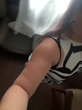 Snapshot of Popinasq chatting on 16, 2, 2026 Popinasq online show from 16, 2, 2026