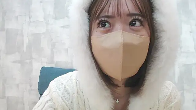 LOVE MOMO LOVE online show from 12, 1, 2025