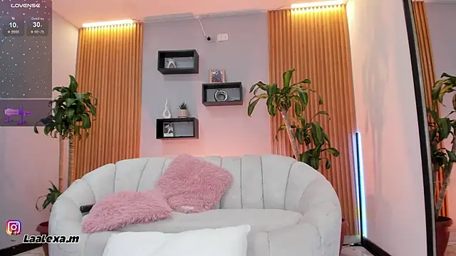 Aixaa charles online show from 15, 1, 2026