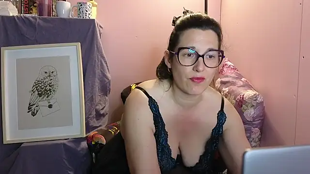 bella-louva online show from 10, 6, 2026