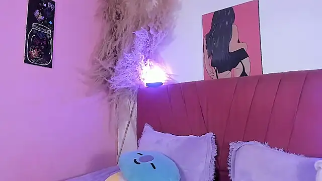 LorenaStevens online show from 16, 4, 2026