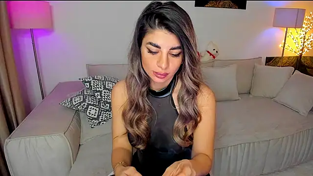 Snapshot of Queenofyouredreams chatting on 17, 1, 2025 Queenofyouredreams online show from 17, 1, 2025