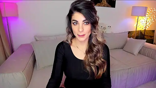 Snapshot of Queenofyouredreams chatting on 23, 2, 2025 Queenofyouredreams online show from 23, 2, 2025