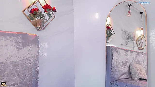 Snapshot of _Rouse_v chatting on 5, 3, 2026 Rouse v online show from 5, 3, 2026