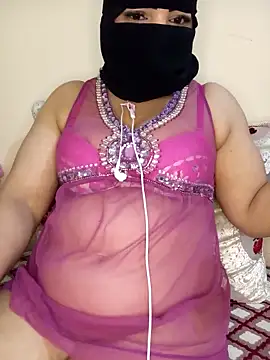 MerriamxHot online show from 18, 3, 2025