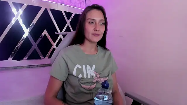  alaia collway  online show from 3, 2, 2025