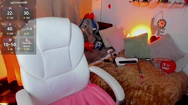 Snapshot of allison-sweet1 chatting on 18, 6, 2026 allison-sweet1 online show from 18, 6, 2026