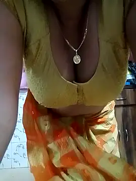 Snapshot of jiyahot1432 chatting on 3, 2, 2025 jiyahot1432 online show from 3, 2, 2025