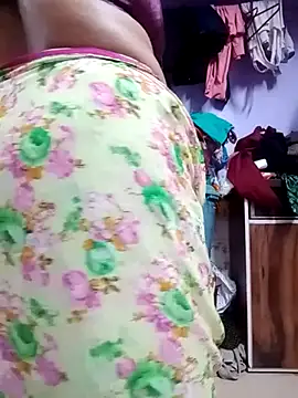 Snapshot of jiyahot1432 chatting on 17, 2, 2025 jiyahot1432 online show from 17, 2, 2025