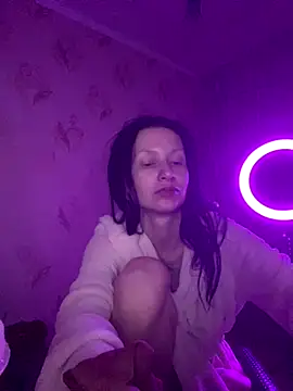 Snapshot of Starry_Siren chatting on 10, 9, 2025 Starry Siren online show from 10, 9, 2025