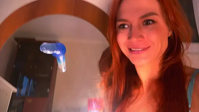 Snapshot of _polly_milk chatting on 28, 9, 2025  polly milk online show from 28, 9, 2025