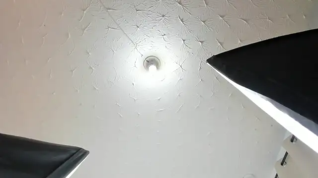 Alison Chan  online show from 12, 4, 2026