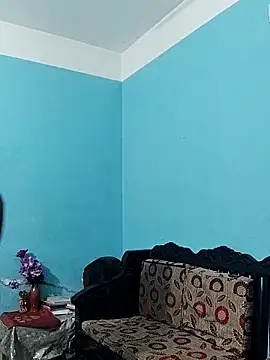 HunkyAriyan online show from 4, 3, 2025