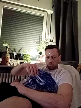 Snapshot of Jastra chatting on 12, 11, 2025 Jastra online show from 12, 11, 2025