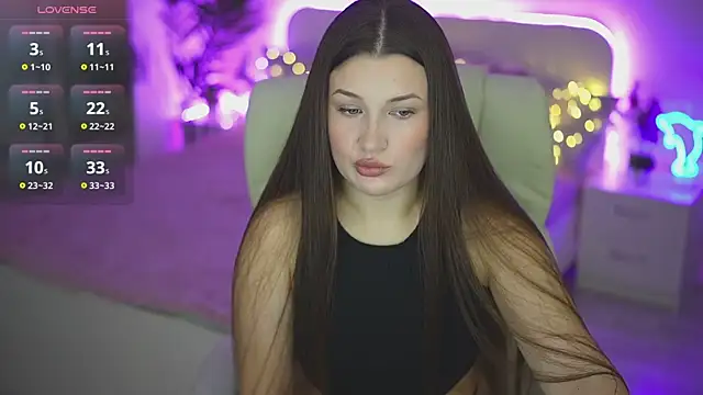 OneLaya online show from 15, 9, 2025