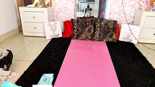 RileySkye online show from 26, 9, 2025