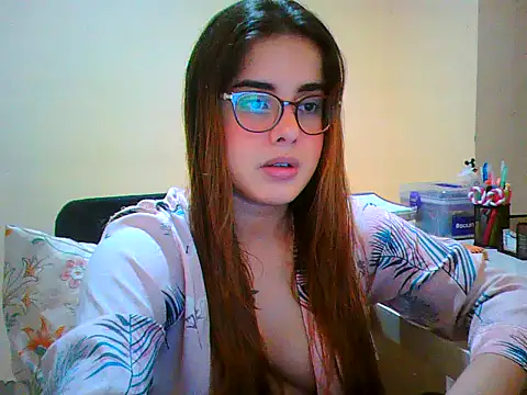 maliamiller online show from 2, 11, 2025