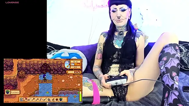 Snapshot of Purple_Coffin666 chatting on 8, 5, 2026 Purple Coffin666 online show from 8, 5, 2026