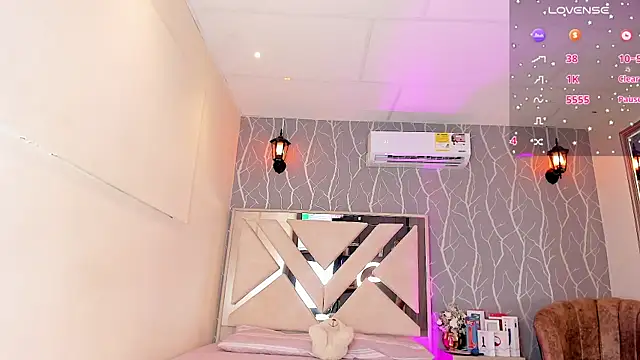 vanessa guzman2 online show from 8, 3, 2025