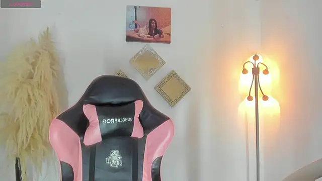 kattadoll online show from 16, 4, 2026