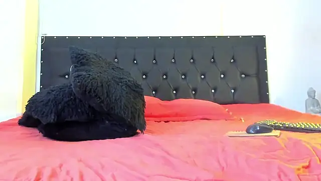 Snapshot of doll_celeste20 chatting on 12, 9, 2025 doll celeste20 online show from 12, 9, 2025