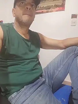 latinmartin73 online show from 4, 12, 2025