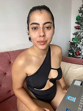 Snapshot of DakotaShelby chatting on 18, 12, 2024 DakotaShelby online show from 18, 12, 2024