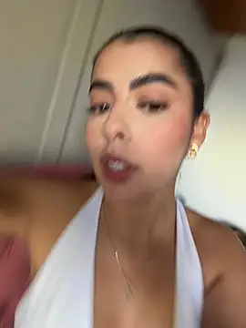 DakotaShelby online show from 18, 4, 2026