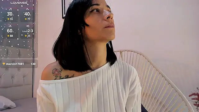 savagequeenbee7 online show from 13, 12, 2024