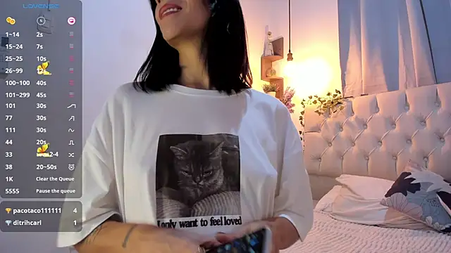 savagequeenbee7 online show from 26, 12, 2024