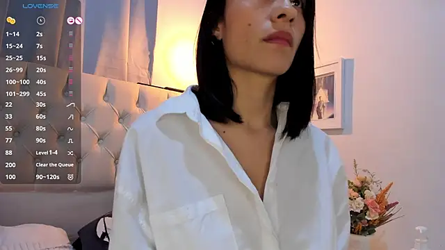 savagequeenbee7 online show from 15, 1, 2025