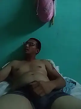 Andresguz35 online show from 2, 12, 2025