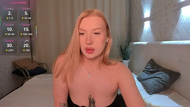 Emma  Leee online show from 24, 2, 2026