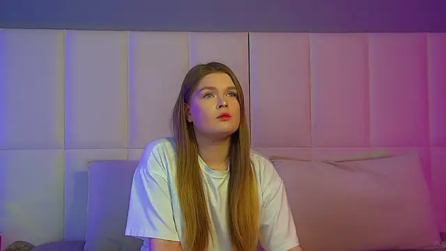 CrystalLyons online show from 17, 3, 2026