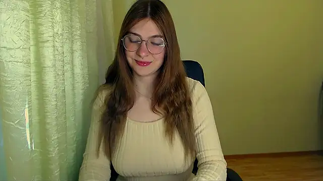 Snapshot of Luna_Lush_ chatting on 2, 6, 2026 Luna Lush online show from 2, 6, 2026
