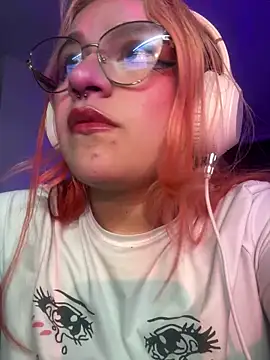Snapshot of SophiaWeestt99 chatting on 12, 6, 2026 SophiaWeestt99 online show from 12, 6, 2026