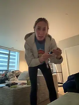 Snapshot of M1ssyk1ssy chatting on 7, 11, 2025 M1ssyk1ssy online show from 7, 11, 2025