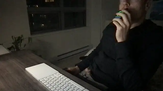 Snapshot of Gingerbushguy chatting on 2, 12, 2024 Gingerbushguy online show from 2, 12, 2024