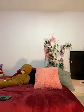 Snapshot of kymmgolden chatting on 10, 9, 2025 kymmgolden online show from 10, 9, 2025